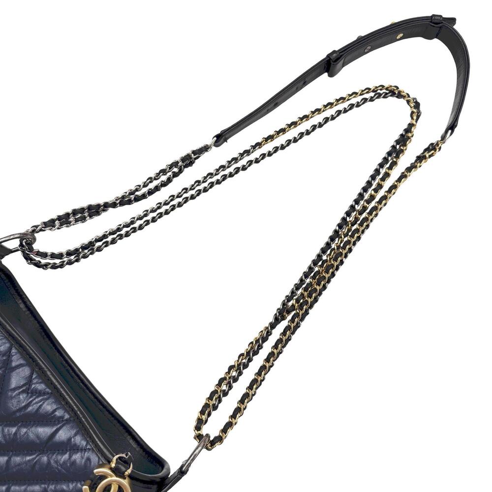CHANEL Bag - Picture 12 of 14